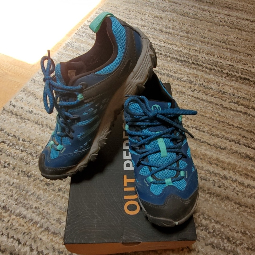 Merrell Hiking Shoes - Womens Sz6